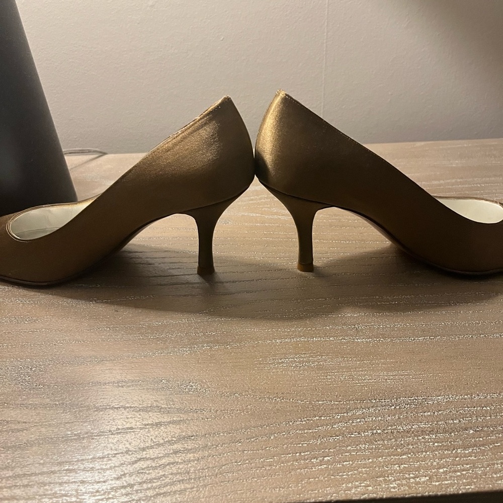 Stuart Weitzman Clara Style Footwear